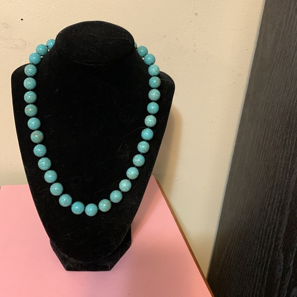 Beautiful necklace 18” - Picture 3 of 5